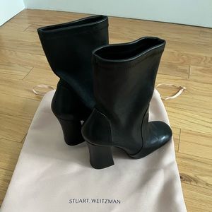 Never worn! Stuart Weitzman heeled boots, black and 100% leather